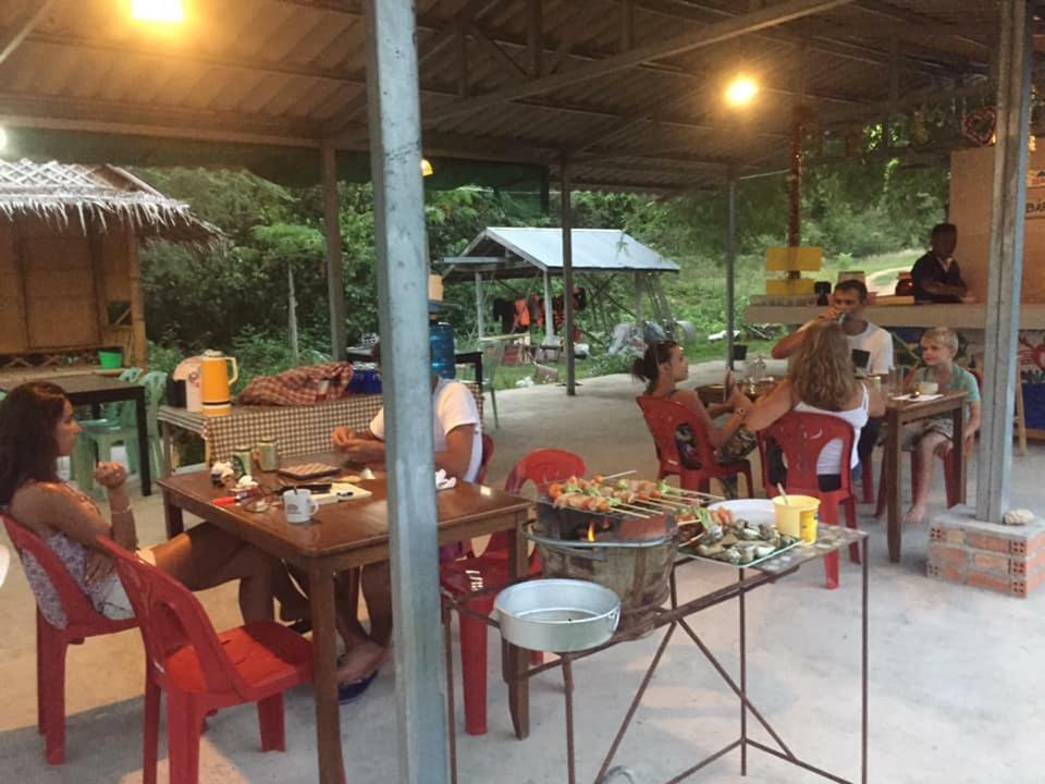 Koh Phaluai Beach Bangalow Ban Ko Nok Taphao Exterior foto